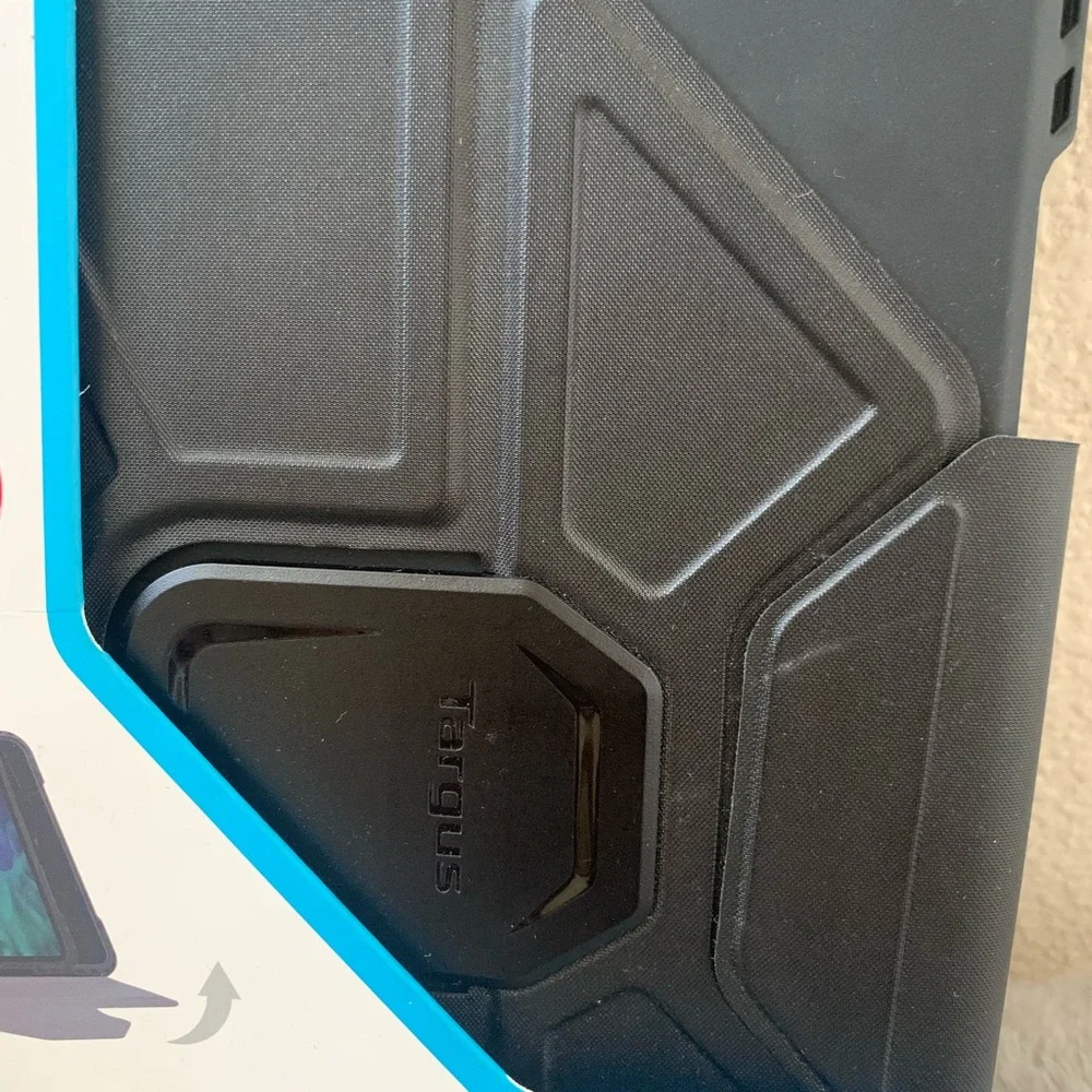 Targus Pro-Tek Black Tablet Case for iPad Air & Pro